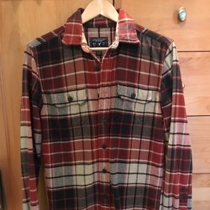 American eagle thick flannel shirt